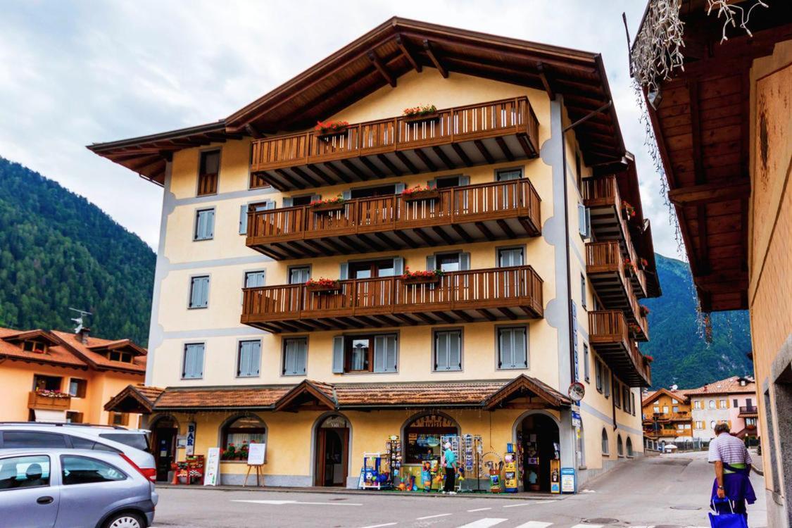 Appartamenti Vidi Pinzolo Exterior foto